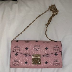 MCM Wallet On a Chain